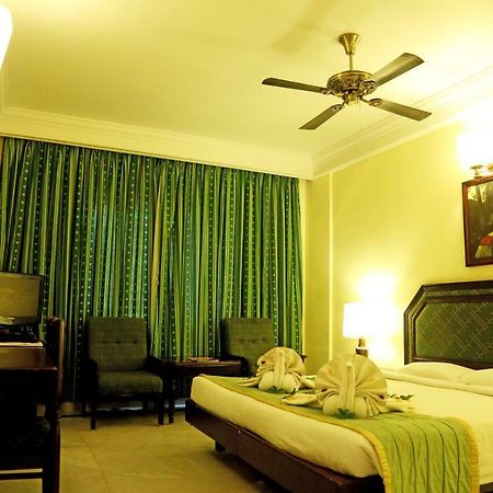 Anandha Inn Convention Centre And Suites Pondicherry Esterno foto