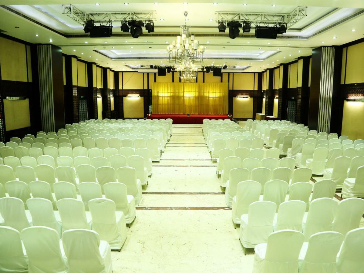 Anandha Inn Convention Centre And Suites Pondicherry Esterno foto